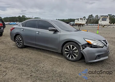 2018 Nissan Altima 2.5 from USA, damaged, VIN 1N4AL3AP2JC207682
